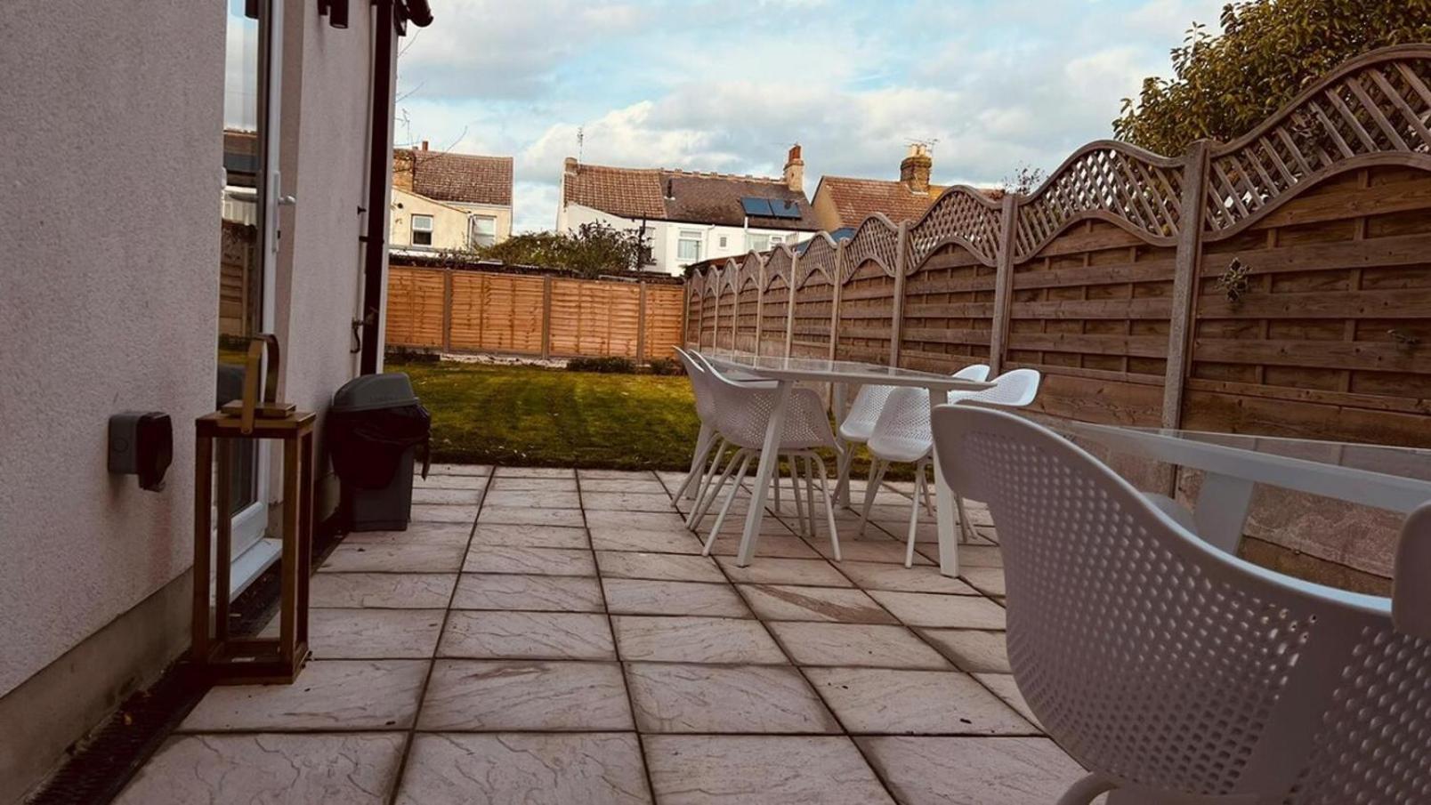 Luxurious Victoria House Near W Free Park Holiday home *